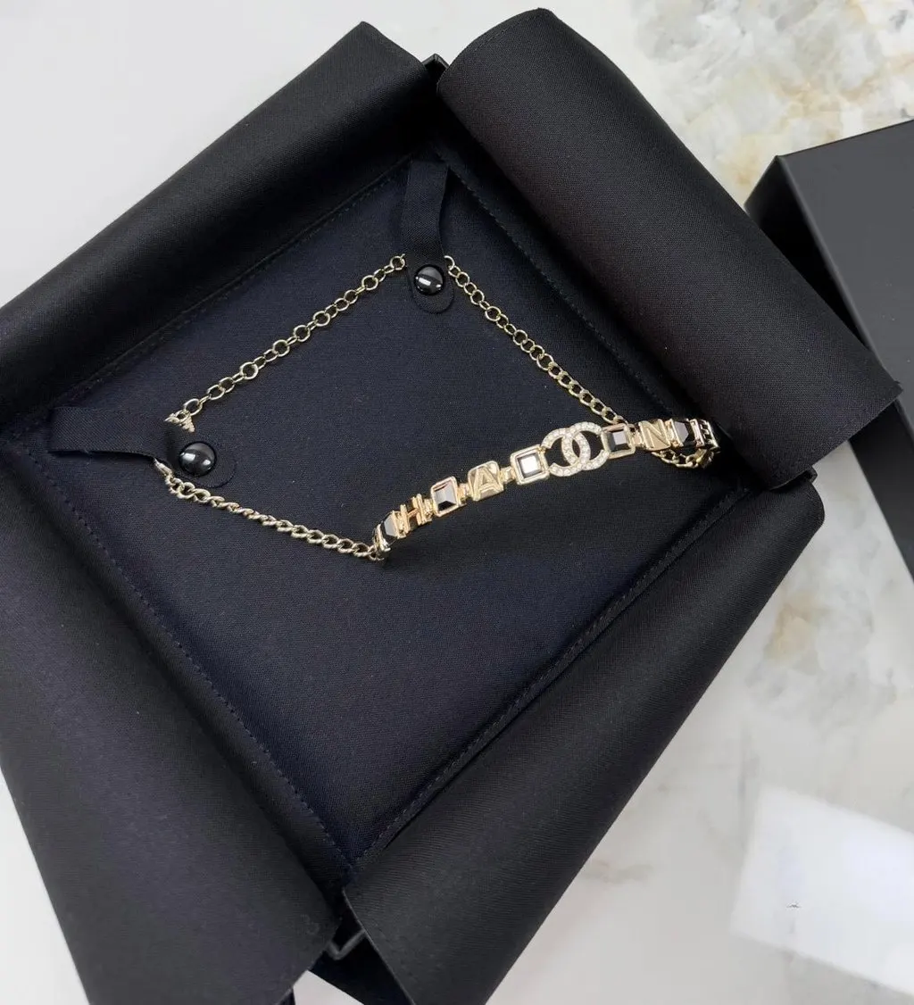 Chanel Gold Plated Necklace Gold Lace Very good - Inside View