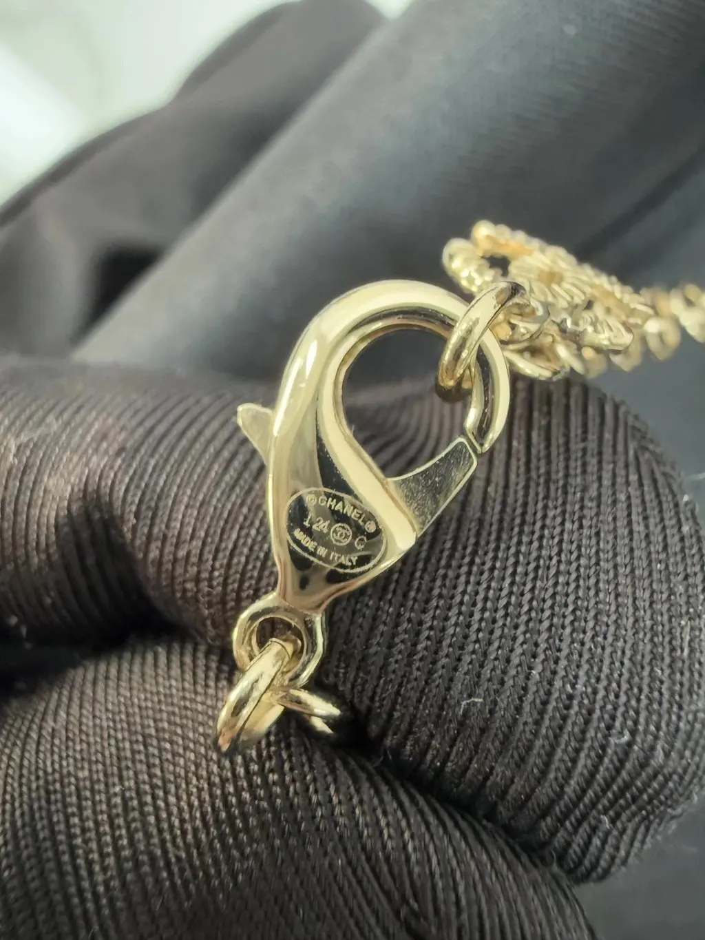 Chanel Gold Plated Necklace Gold Lace Very good - Box View