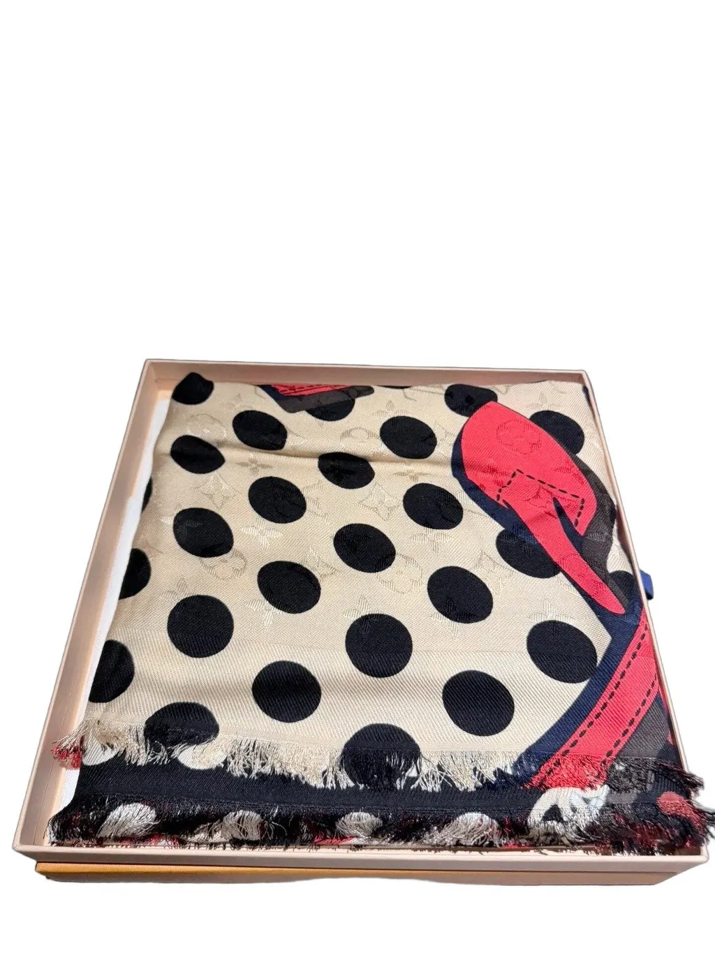 Louis Vuitton Silk Scarf MultiColor Silk Never worn - Front View