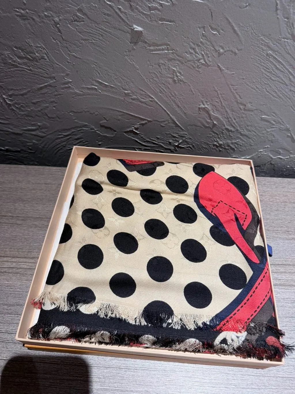 Louis Vuitton Silk Scarf MultiColor Silk Never worn - Back View