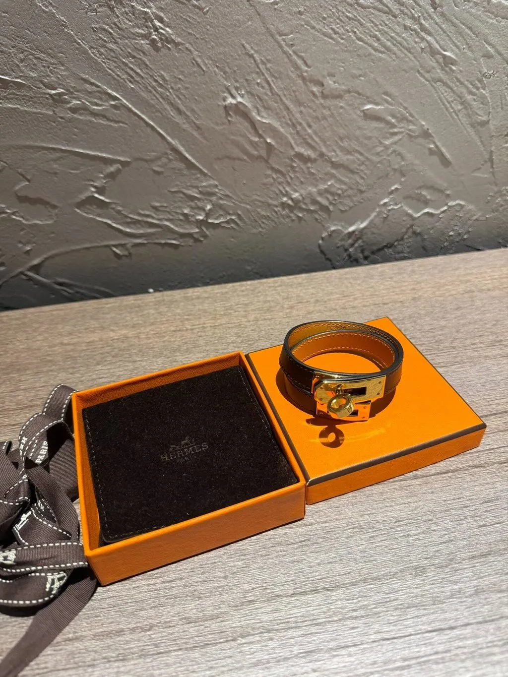 Hermès Kelly Brown Leather Bracelet Brown Leather Very good - Back View