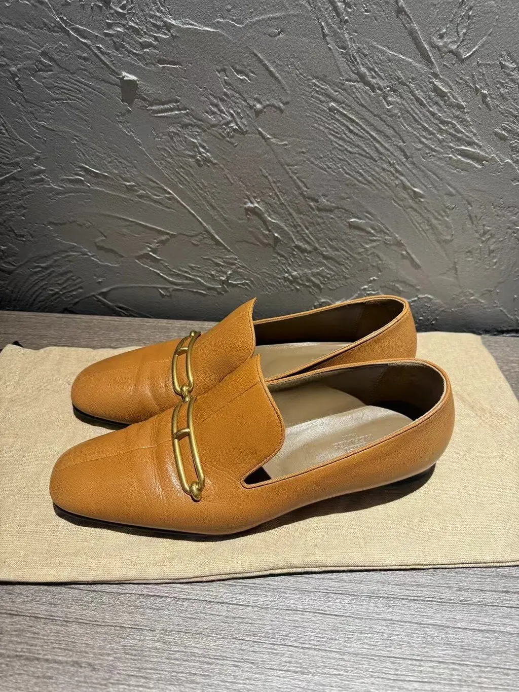 Hermès Roulis Brown Leather Flat Shoes Brown Leather Very good - Back View