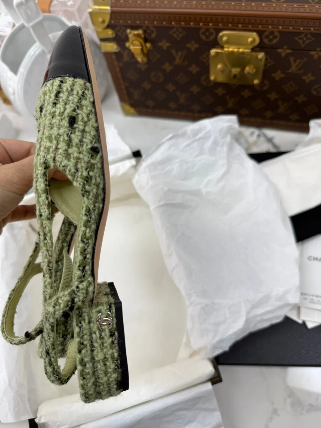 Chanel Green Tweed Flat Shoes Green Tweed Very good - Model View