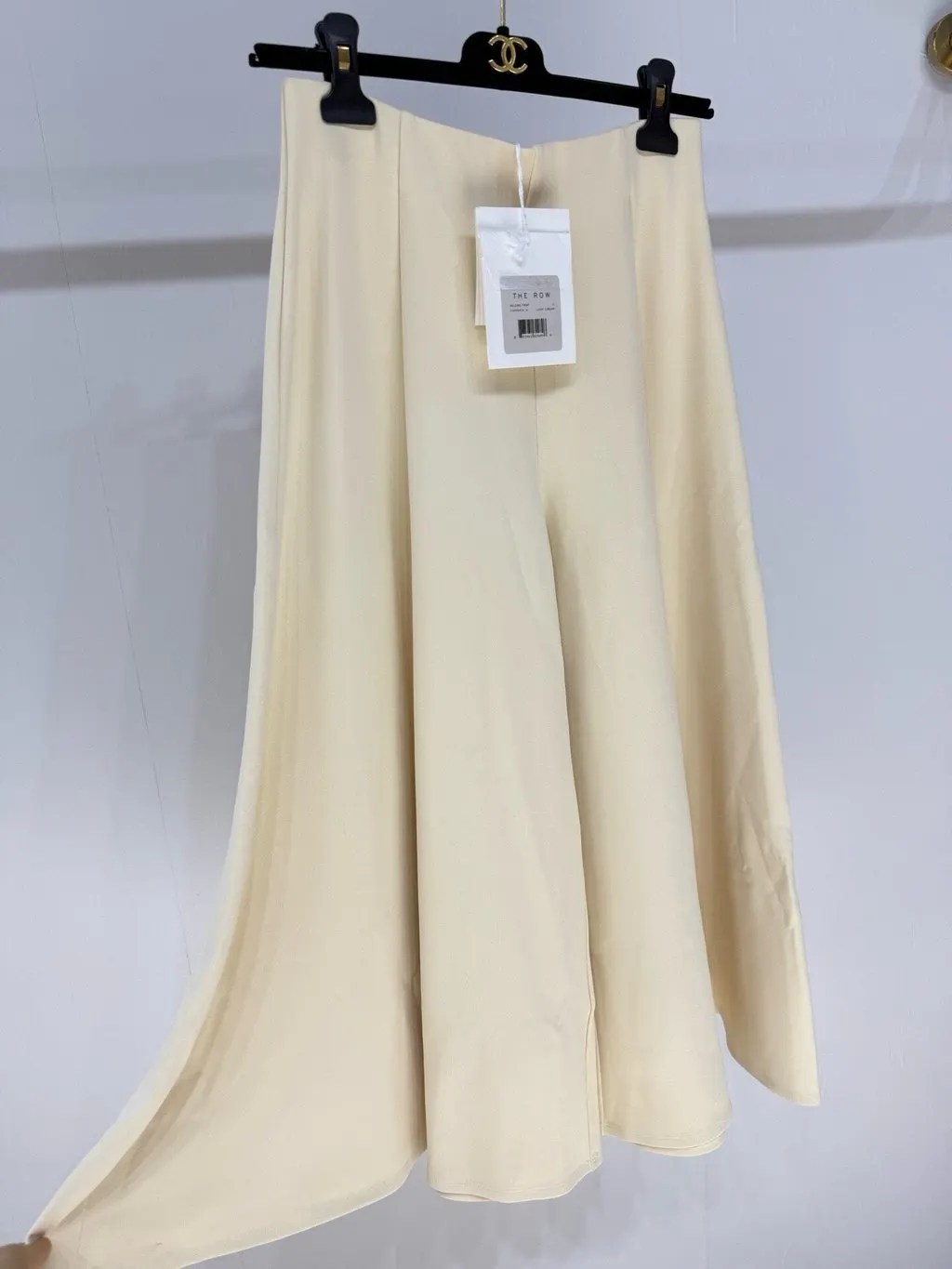 The Row Yellow Viscose Trousers Yellow Viscose Never worn, with tag - Inside View
