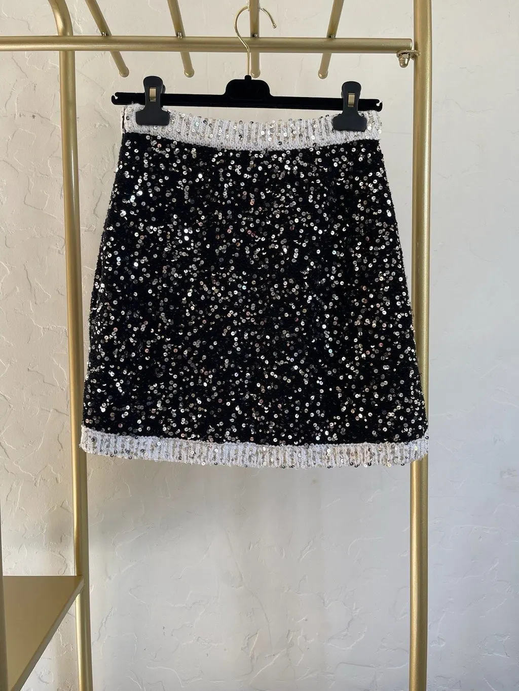 Chanel 23C Black Embellished Skirt Black Very good - Back View
