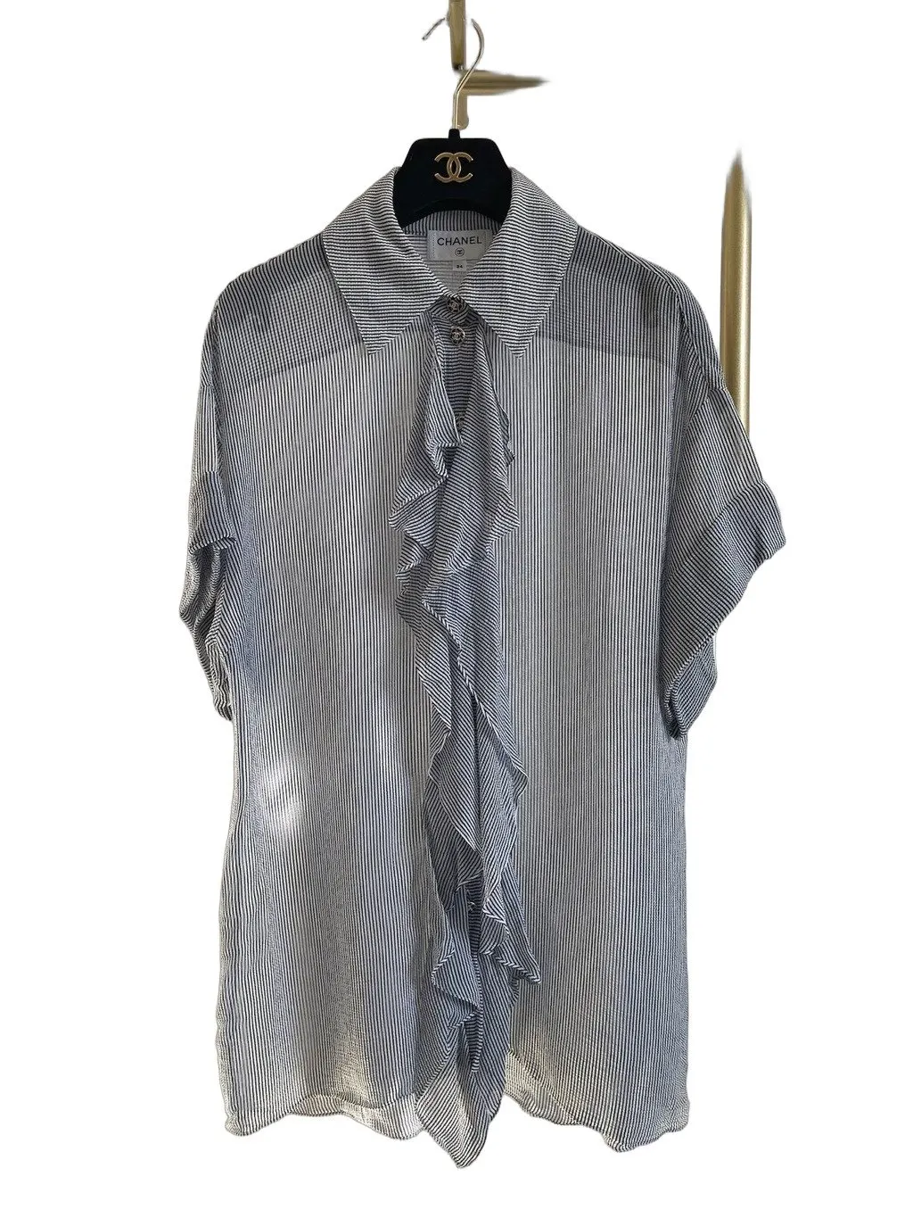 Chanel 24P Grey Silk Top Grey Silk Very good - Front View