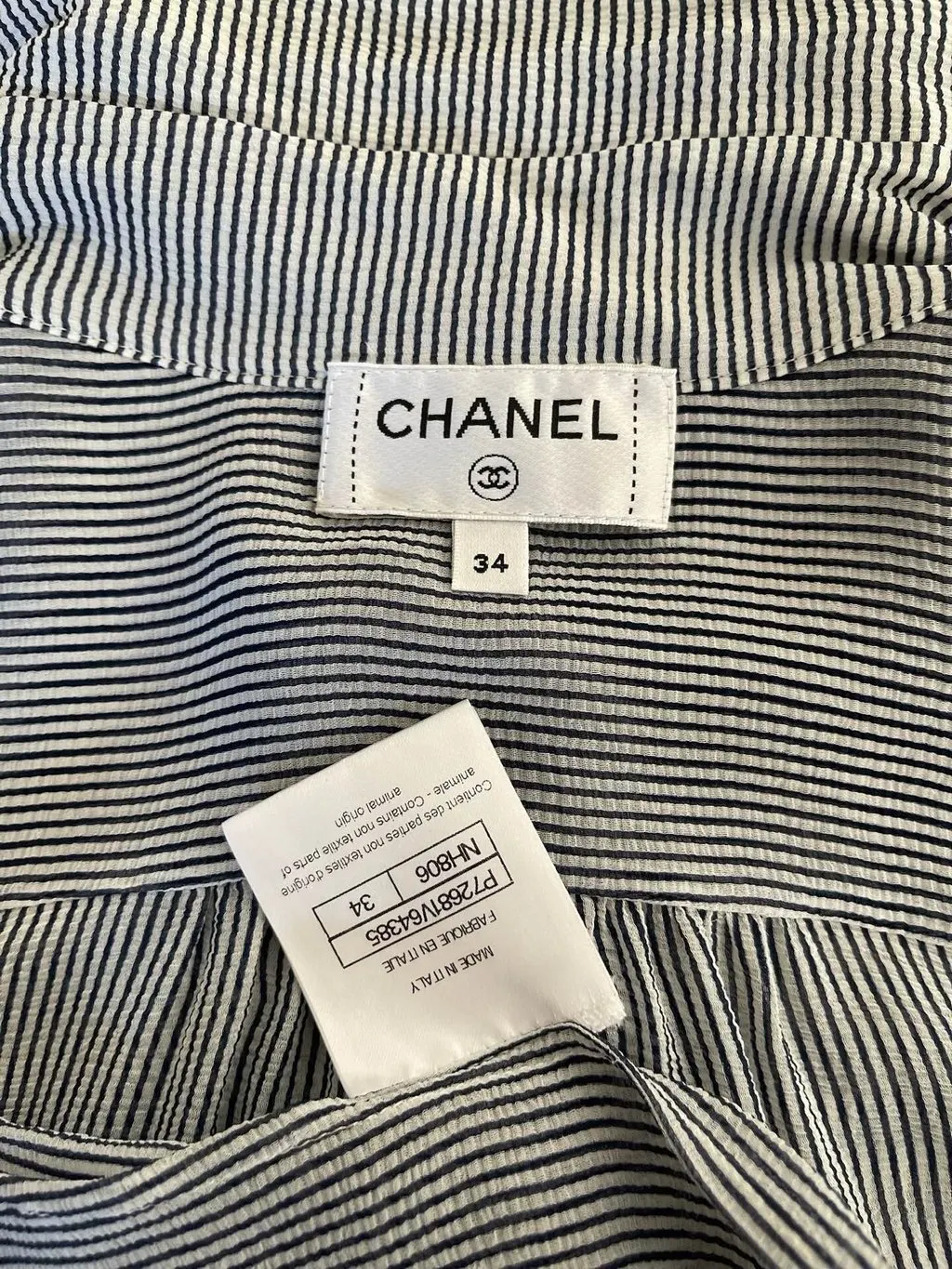 Chanel 24P Grey Silk Top Grey Silk Very good - Inside View