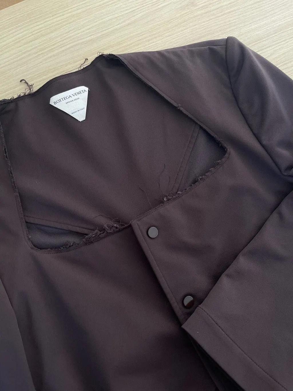 Bottega Veneta Brown Silk Top Brown Silk Very good - Model View