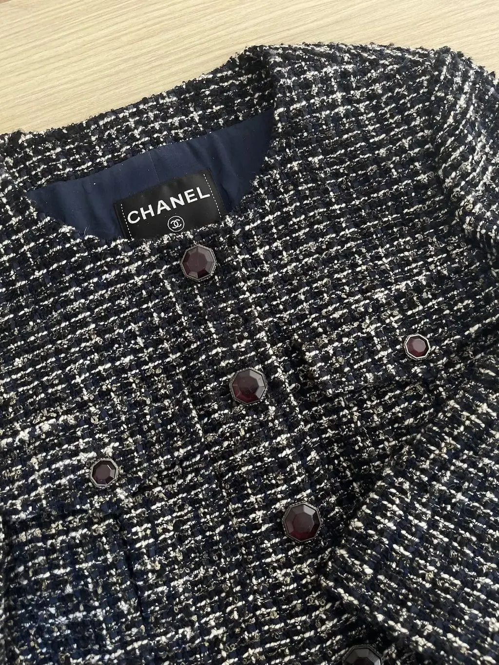 Chanel Tweed Jacket MultiColor Tweed Very good - Model View