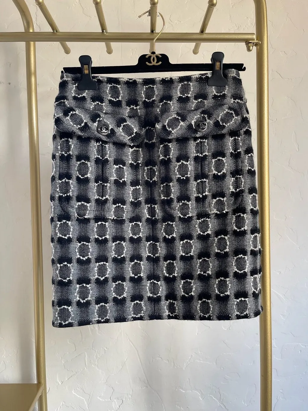 Chanel Tweed Skirt MultiColor Tweed Very good - Back View