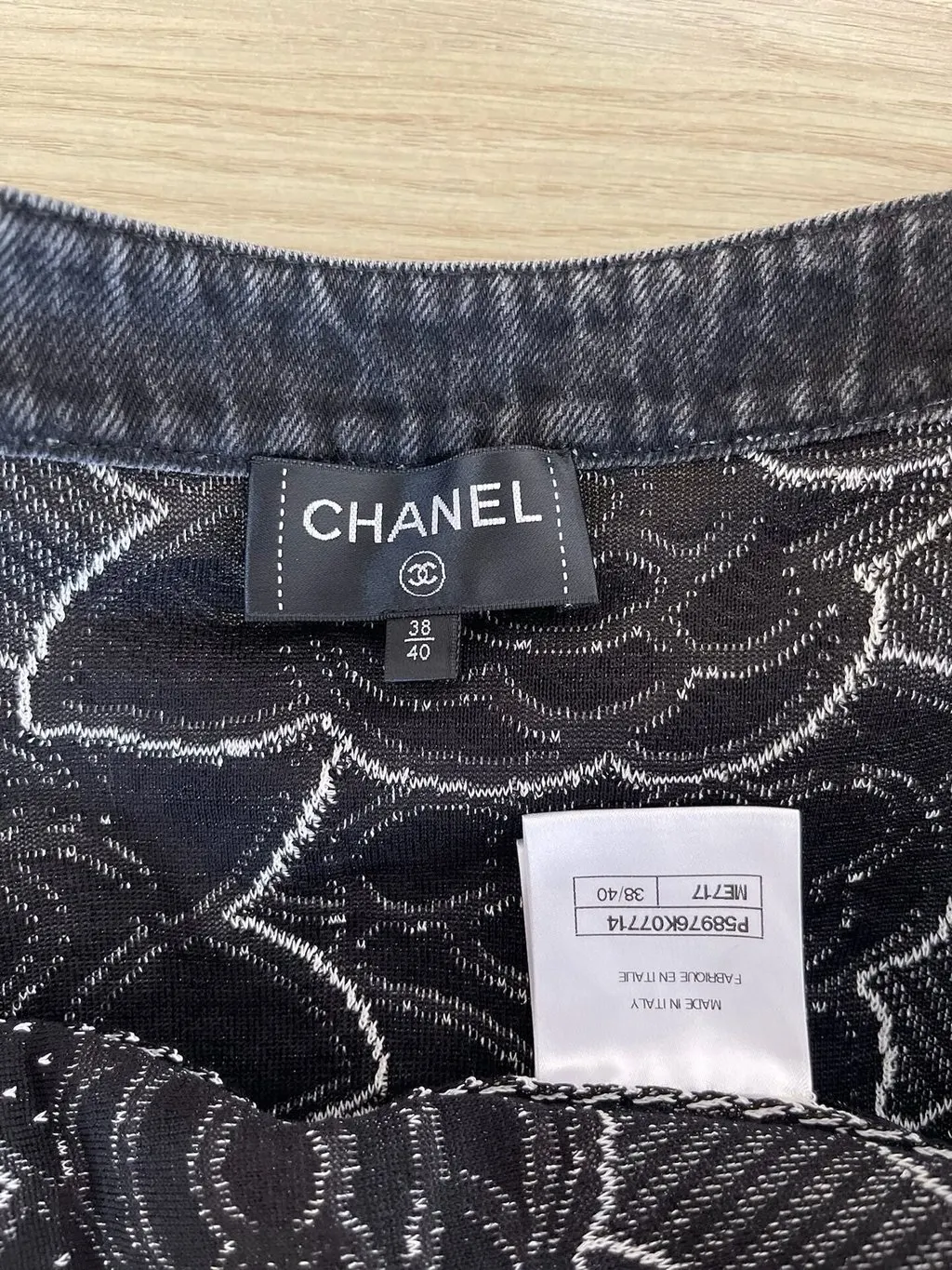 Chanel 18S Lace Dress MultiColor Lace Very good - Inside View