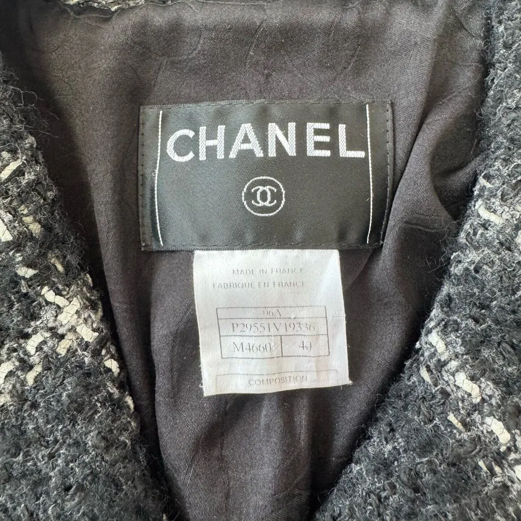 Chanel Tweed Jacket MultiColor Tweed Very good - Model View