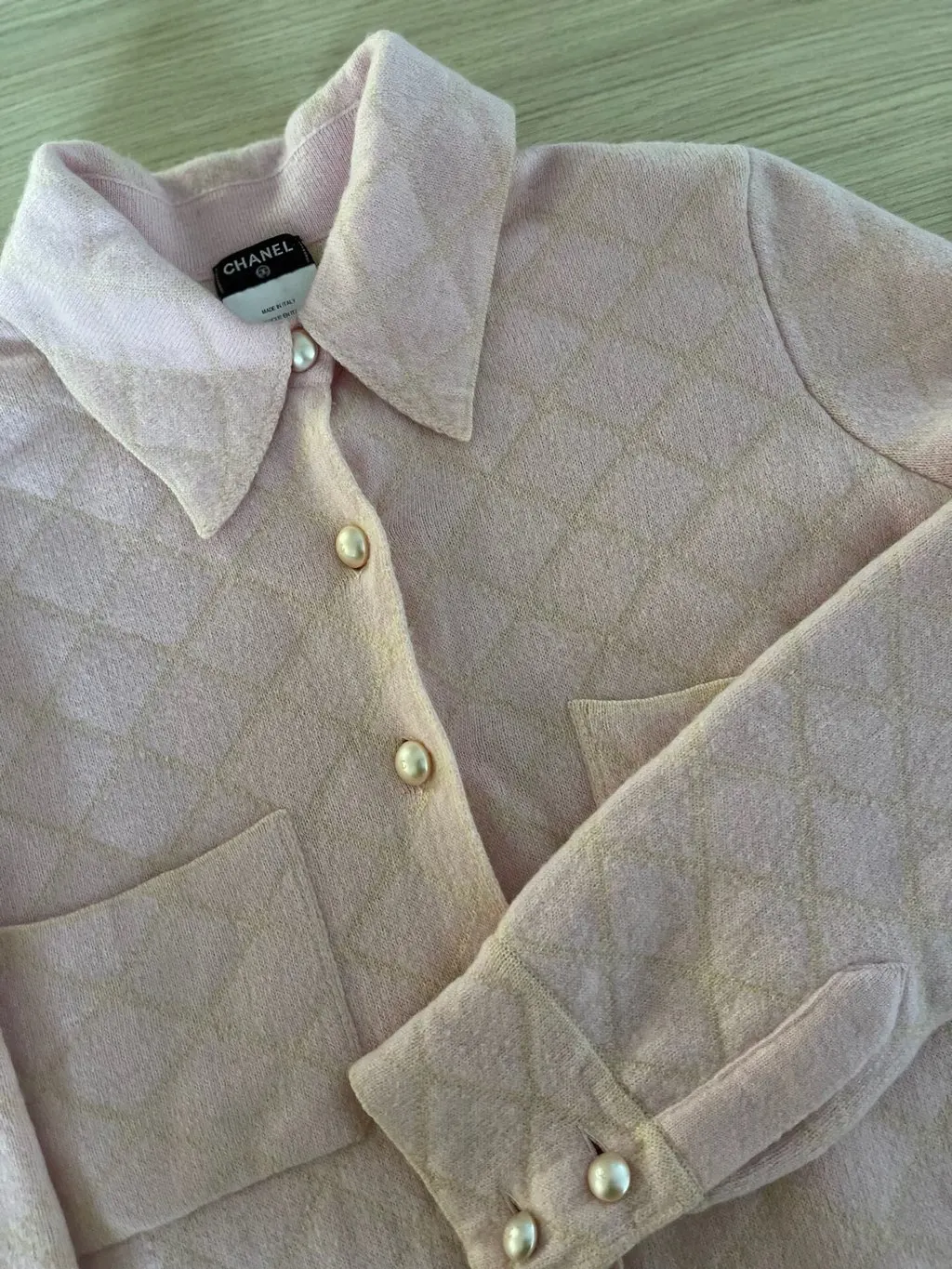 Chanel Pink Cashmere Knitwear Pink Cashmere Very good - Model View