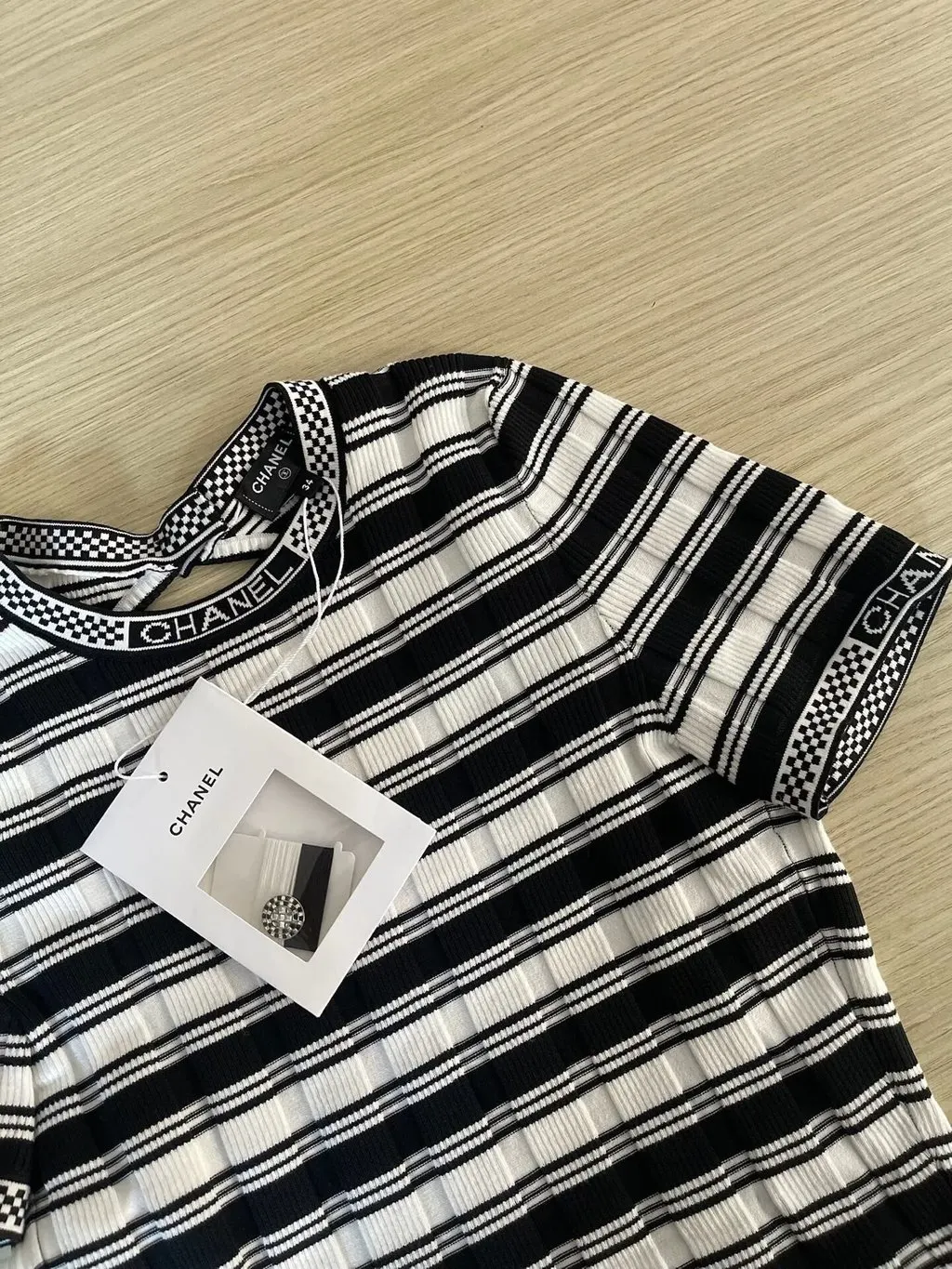 Chanel 23C Silk Top MultiColor Silk Never worn, with tag - Model View