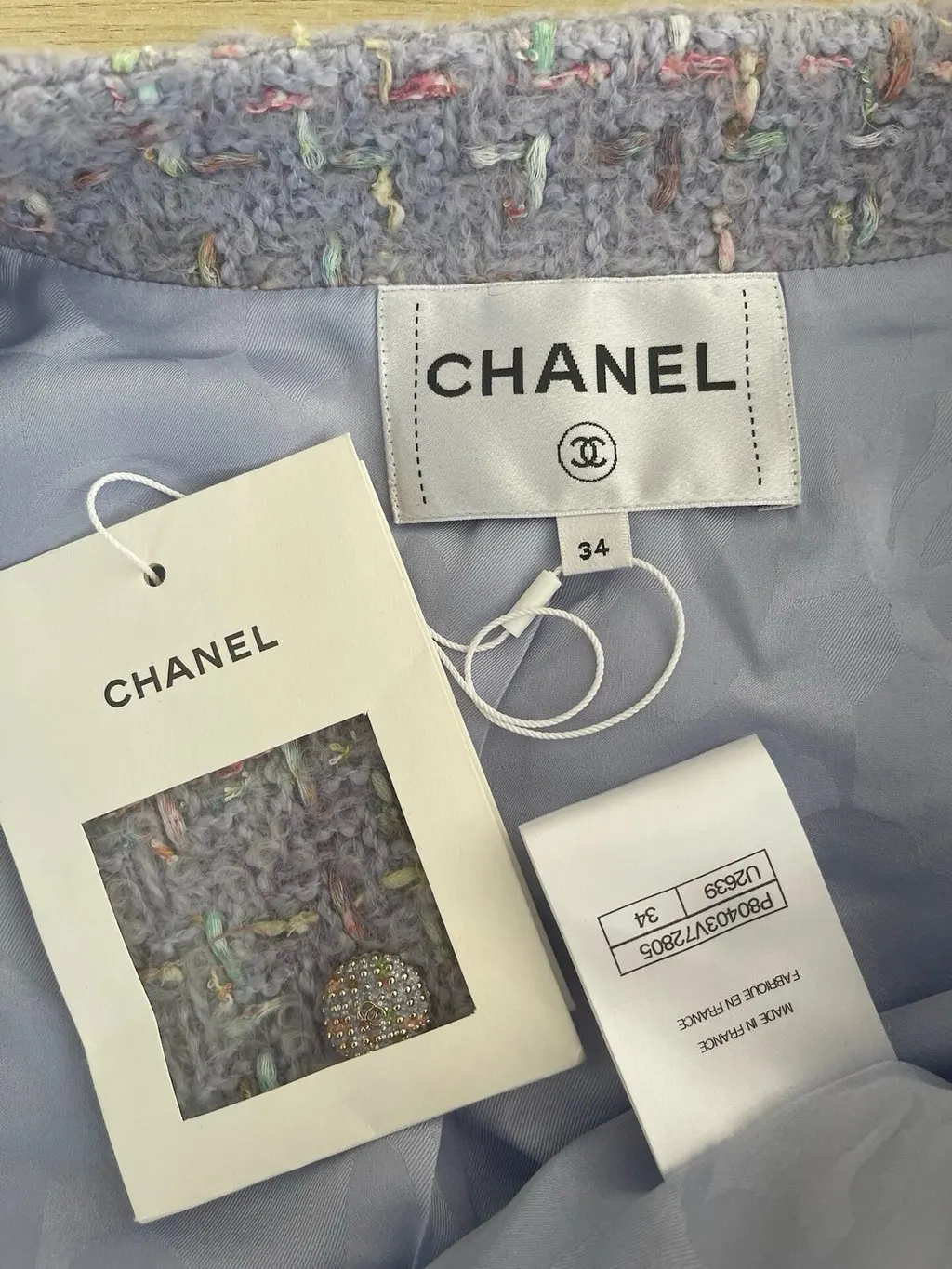 Chanel 25B Purple Tweed Jacket Purple Tweed Never worn, with tag - Model View