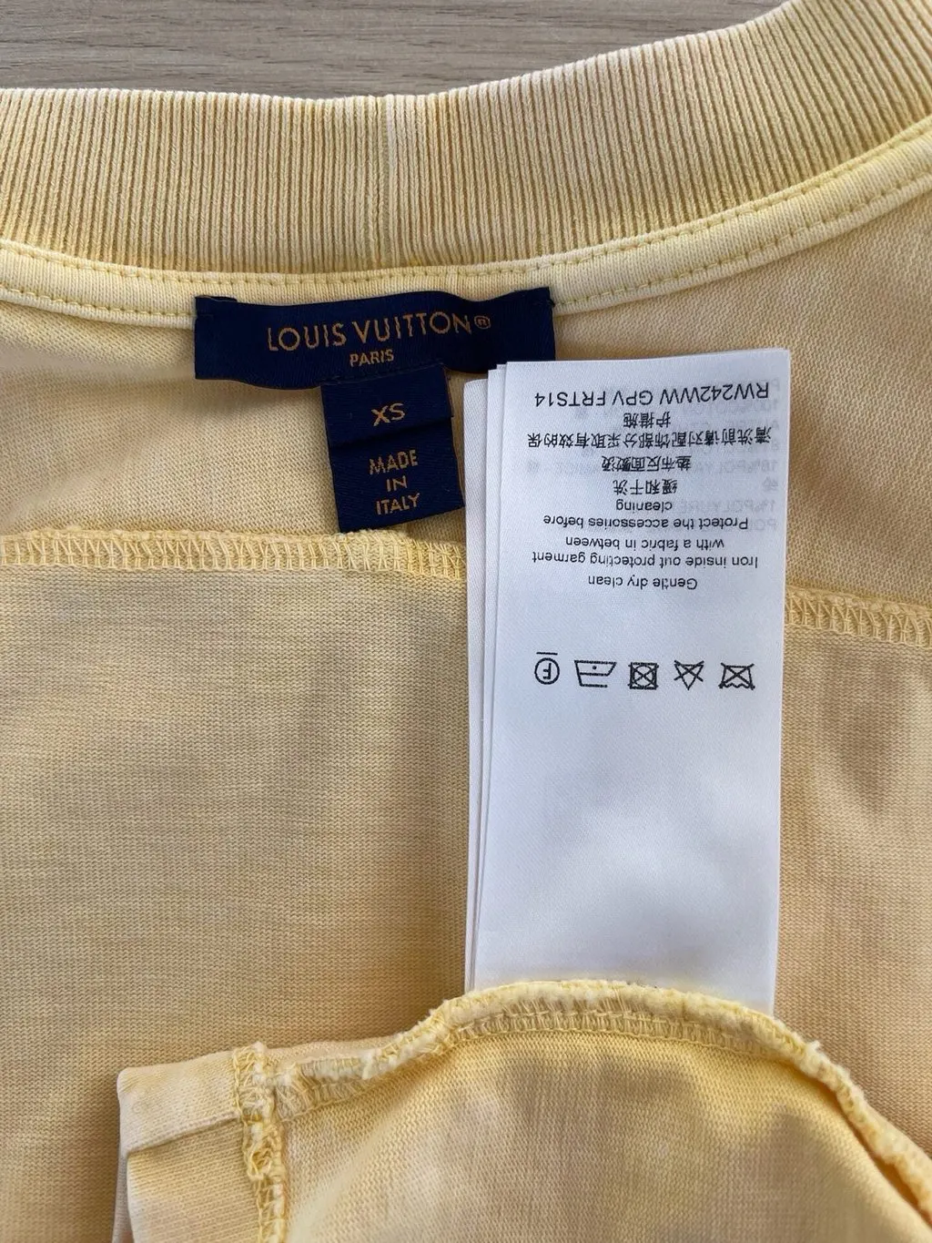 Louis Vuitton Yellow Cotton Top Yellow Cotton Very good - Inside View