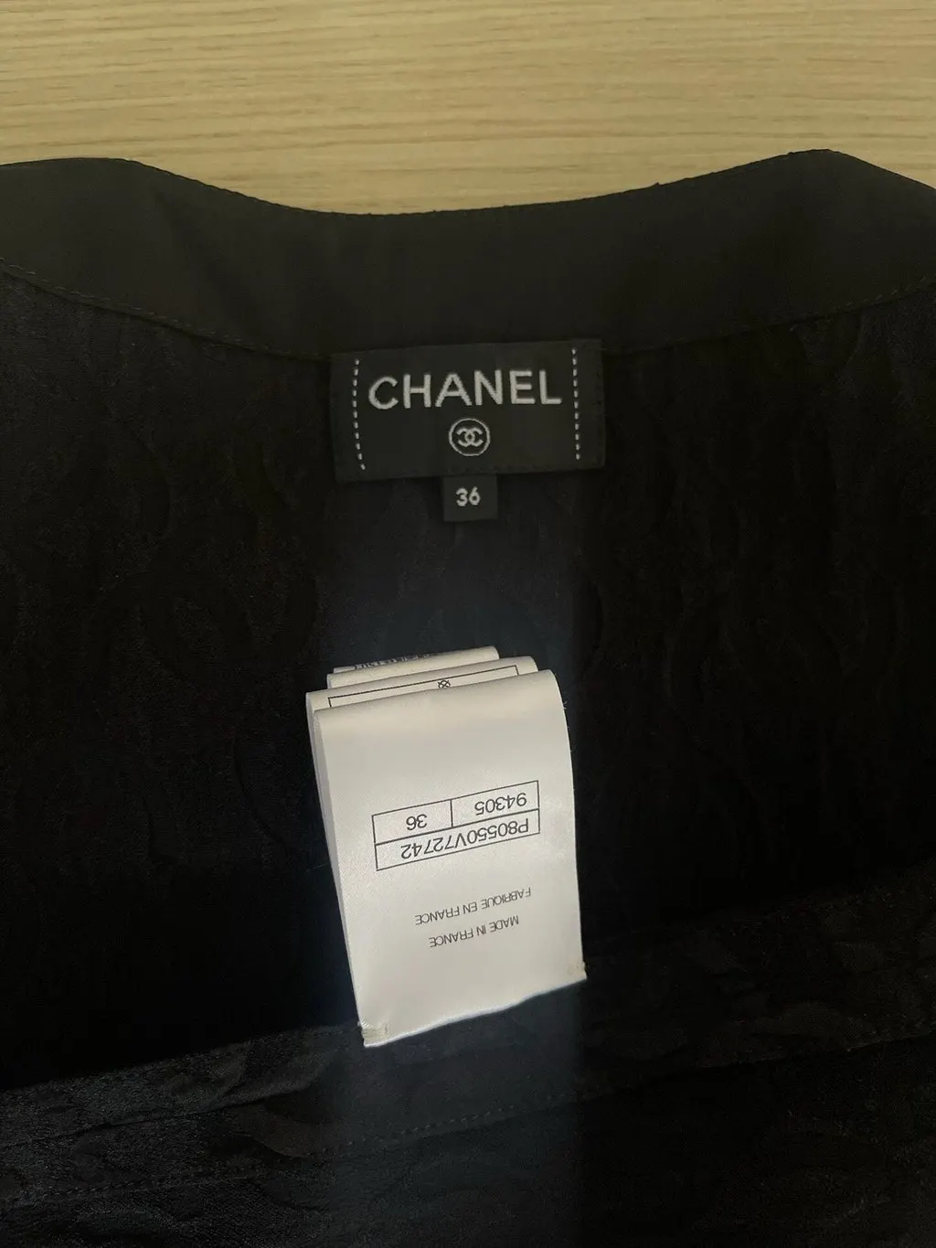 Chanel 25K Black Silk Top Black Silk Very good - Inside View