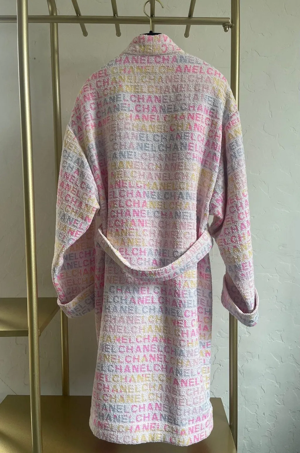 Chanel 24C Pink Silk Jacket Pink Silk Never worn, with tag - Back View
