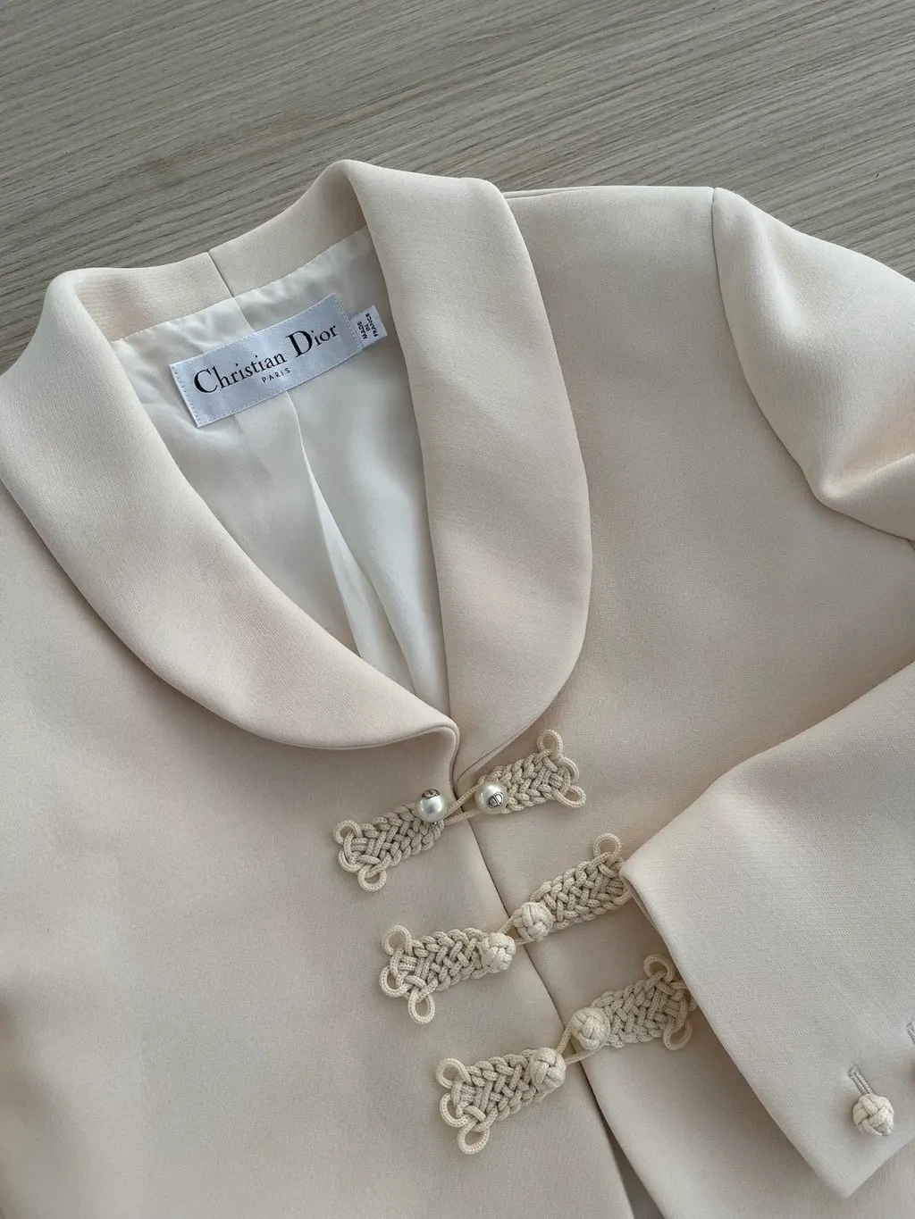 Dior White Silk Jacket White Silk Very good - Model View