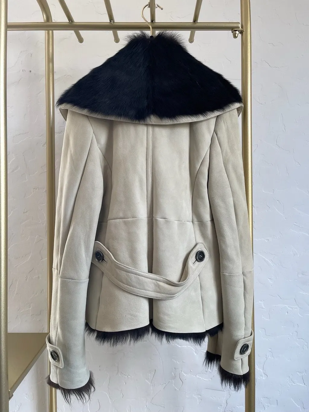 Max Mara Black Shearling Coat Black Shearling Never worn, with tag - Back View