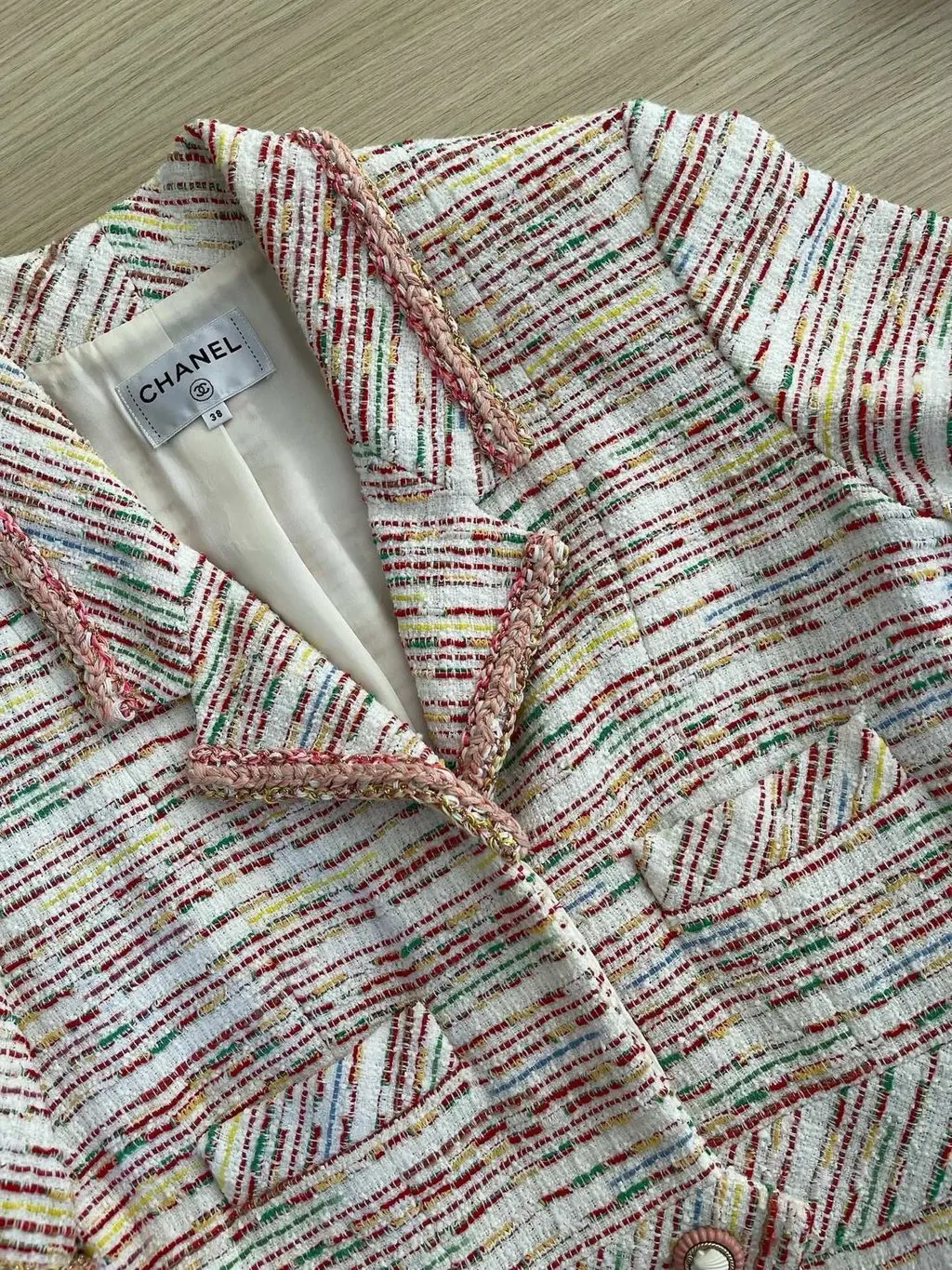 Chanel 19S Tweed Jacket MultiColor Tweed Very good - Model View