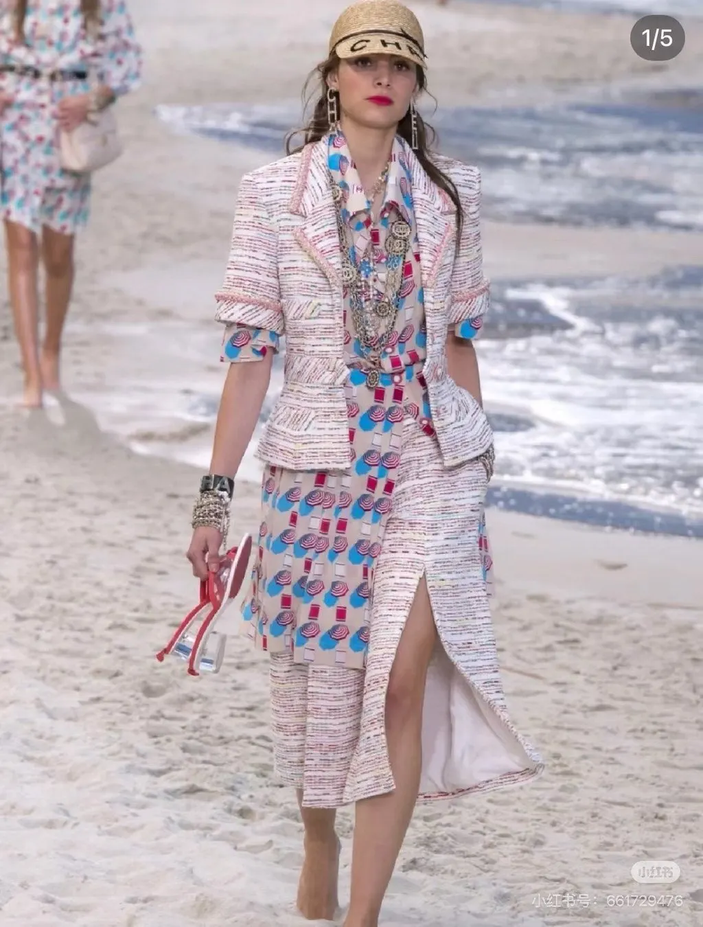Chanel 19S Tweed Jacket MultiColor Tweed Very good - Box View