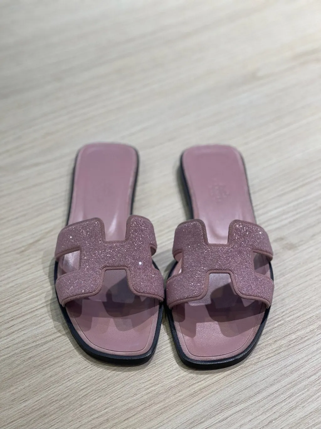 Hermès Pink Glitter Sandals Pink Very good - Inside View