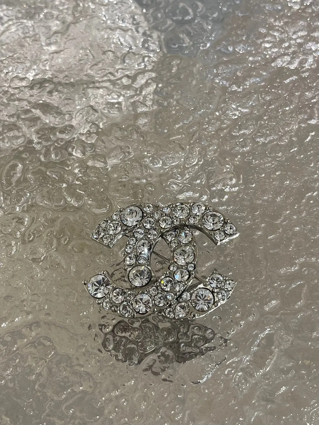 Chanel Silver Crystal Brooch Silver Crystal Very good - Inside View
