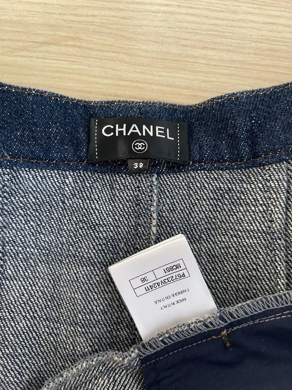 Chanel Black Denim - Jeans Skirt Black Denim Very good - Inside View
