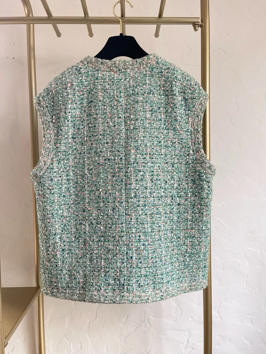 Chanel 19S Green Tweed Jacket Green Tweed Never worn, with tag - Back View