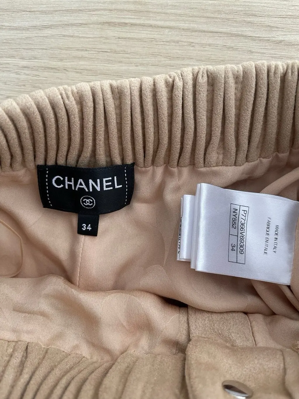 Chanel 24N Khaki Suede Trousers Khaki Suede Very good - Inside View