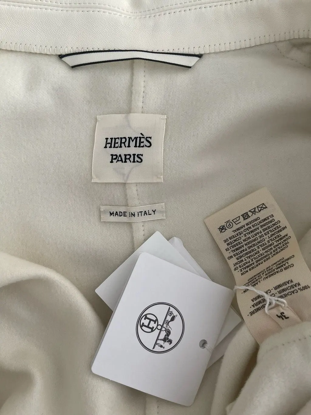 Hermès White Cashmere Coat White Cashmere Never worn, with tag - Inside View