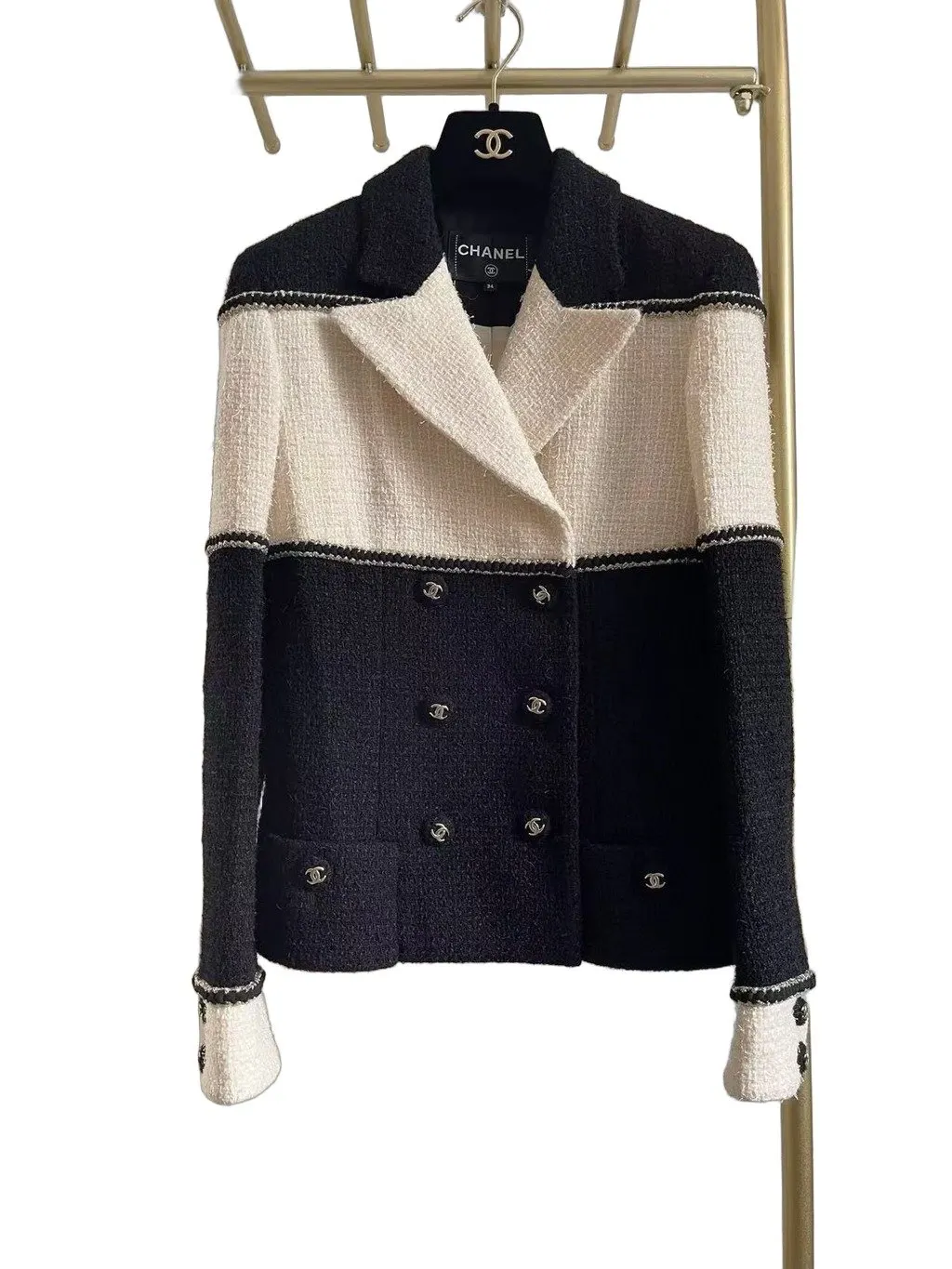 Chanel 20A Tweed Jacket MultiColor Tweed Very good - Front View