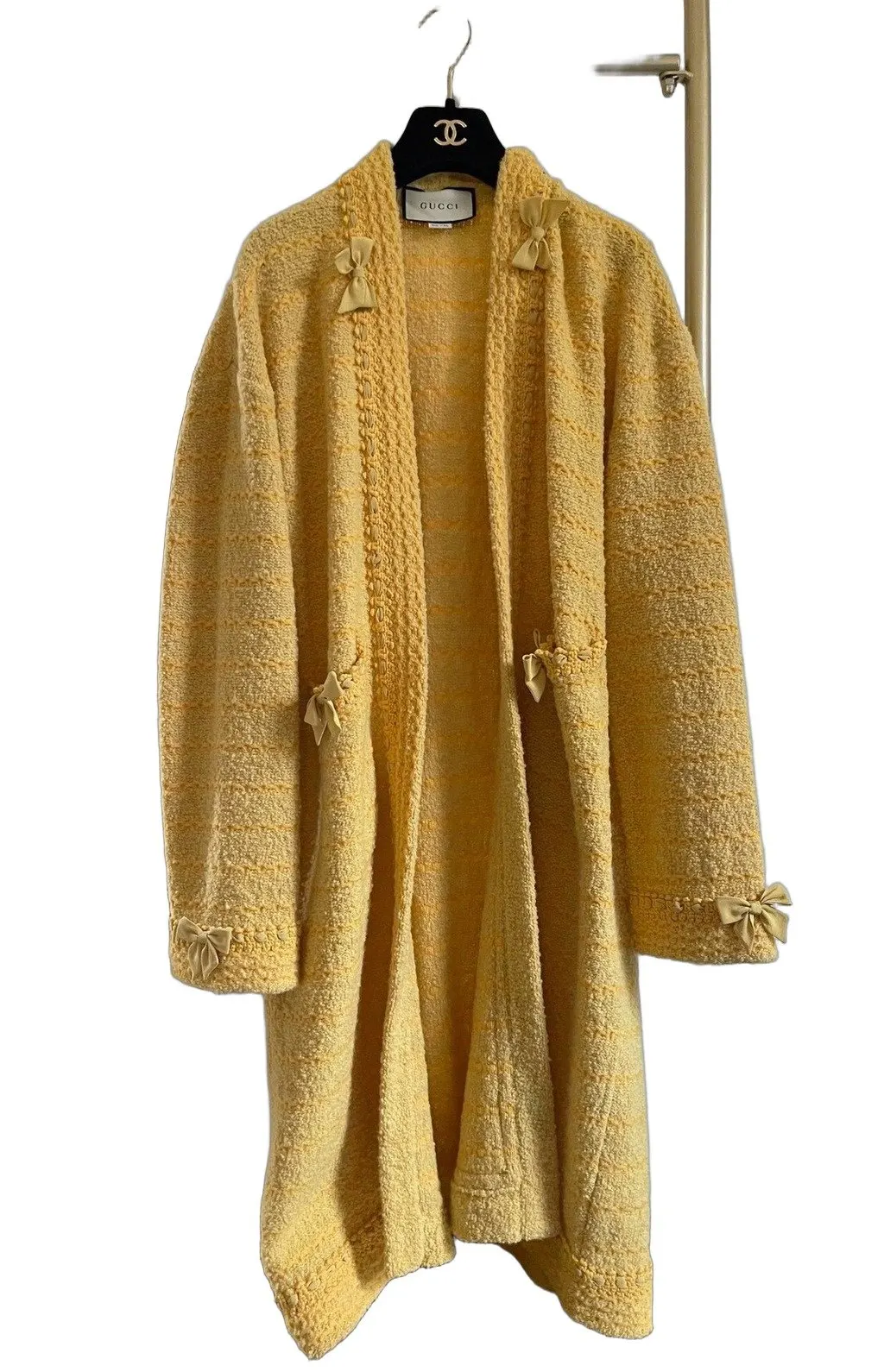 Gucci Yellow Wool Knitwear Yellow Wool Very good - Front View