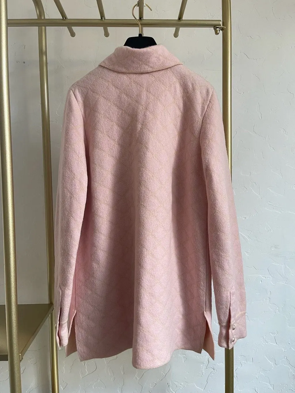 Chanel Pink Cashmere Knitwear Pink Cashmere Very good - Back View