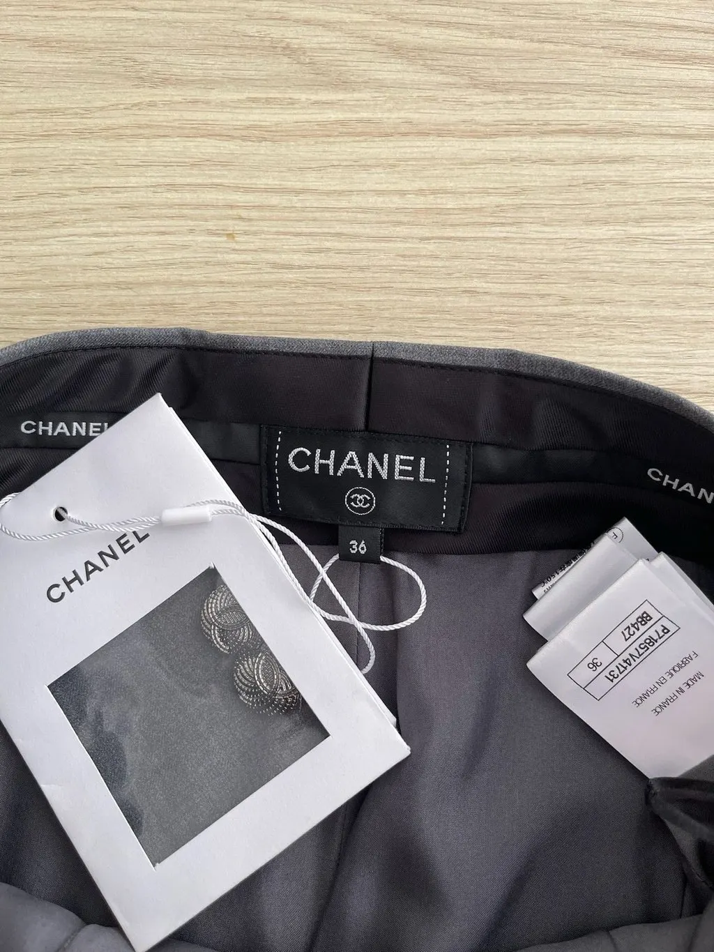 Chanel 22C Grey Wool Trousers Grey Wool Never worn, with tag - Inside View