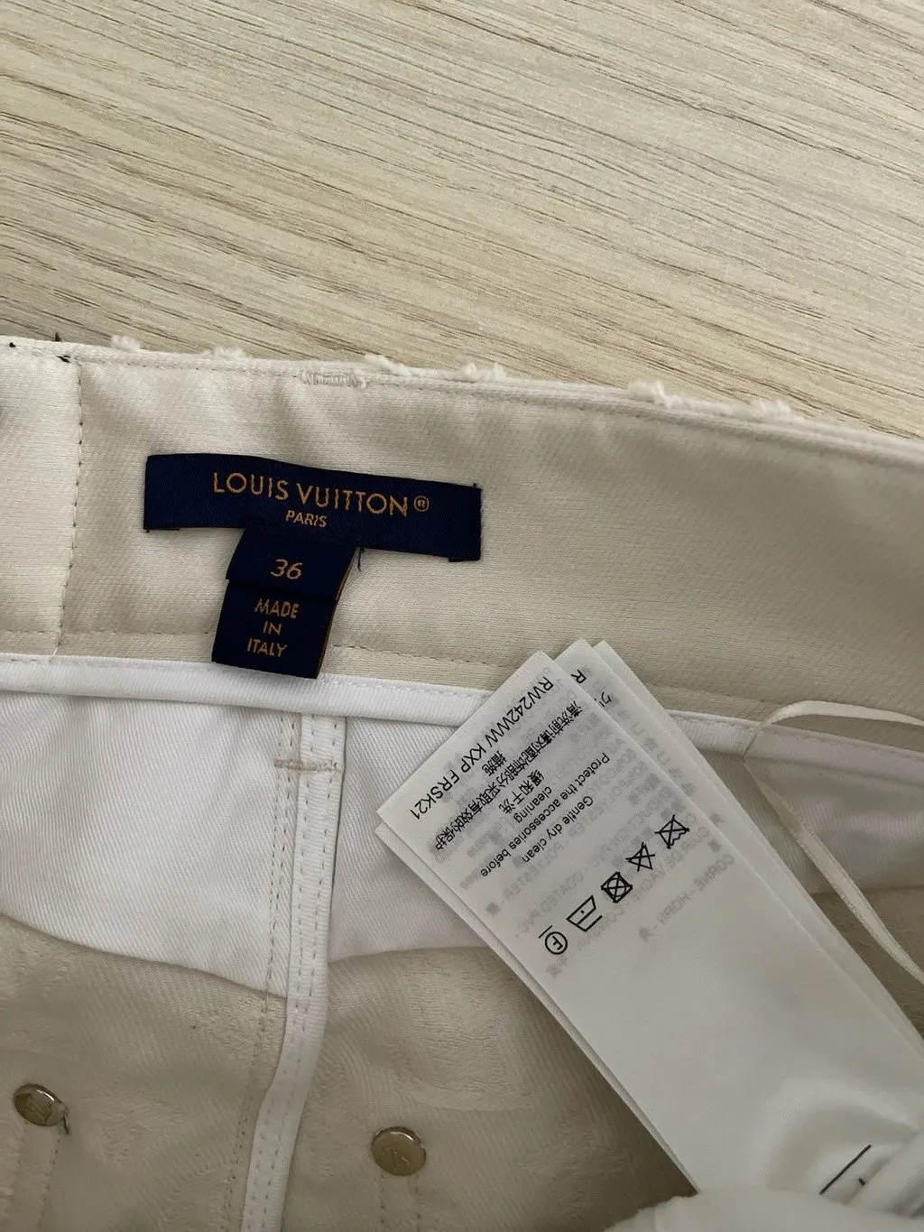 Louis Vuitton Beige Denim Skirt Beige Denim Very good - Inside View