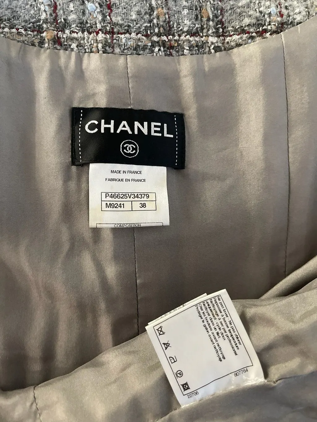 Chanel Grey Tweed Coat Grey Tweed Very good - Inside View