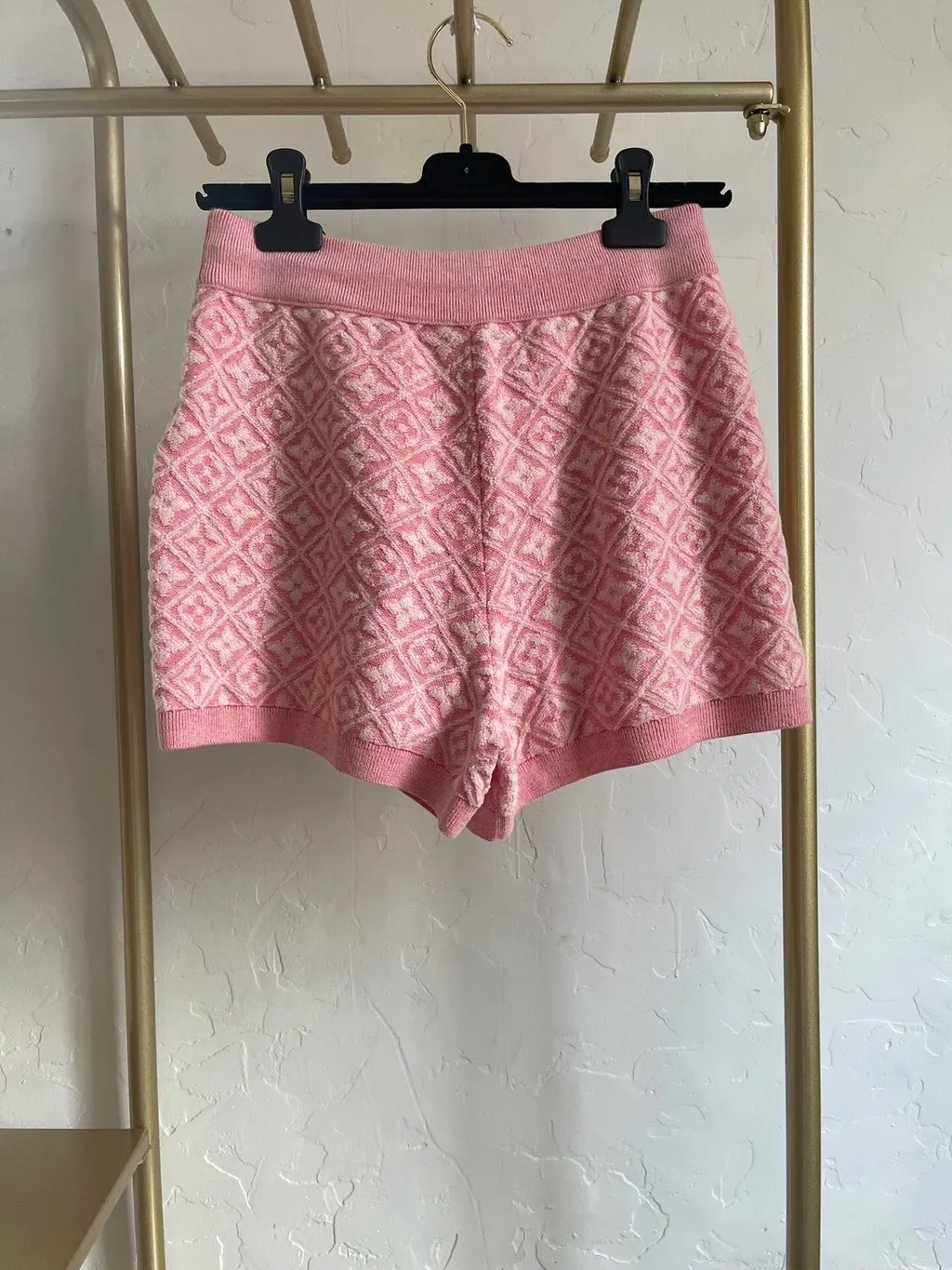 Louis Vuitton Pink Sponge Shorts Pink Very good - Inside View