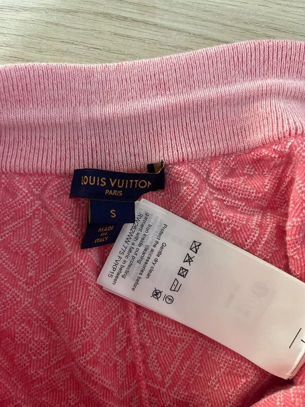 Louis Vuitton Pink Sponge Shorts Pink Very good - Model View