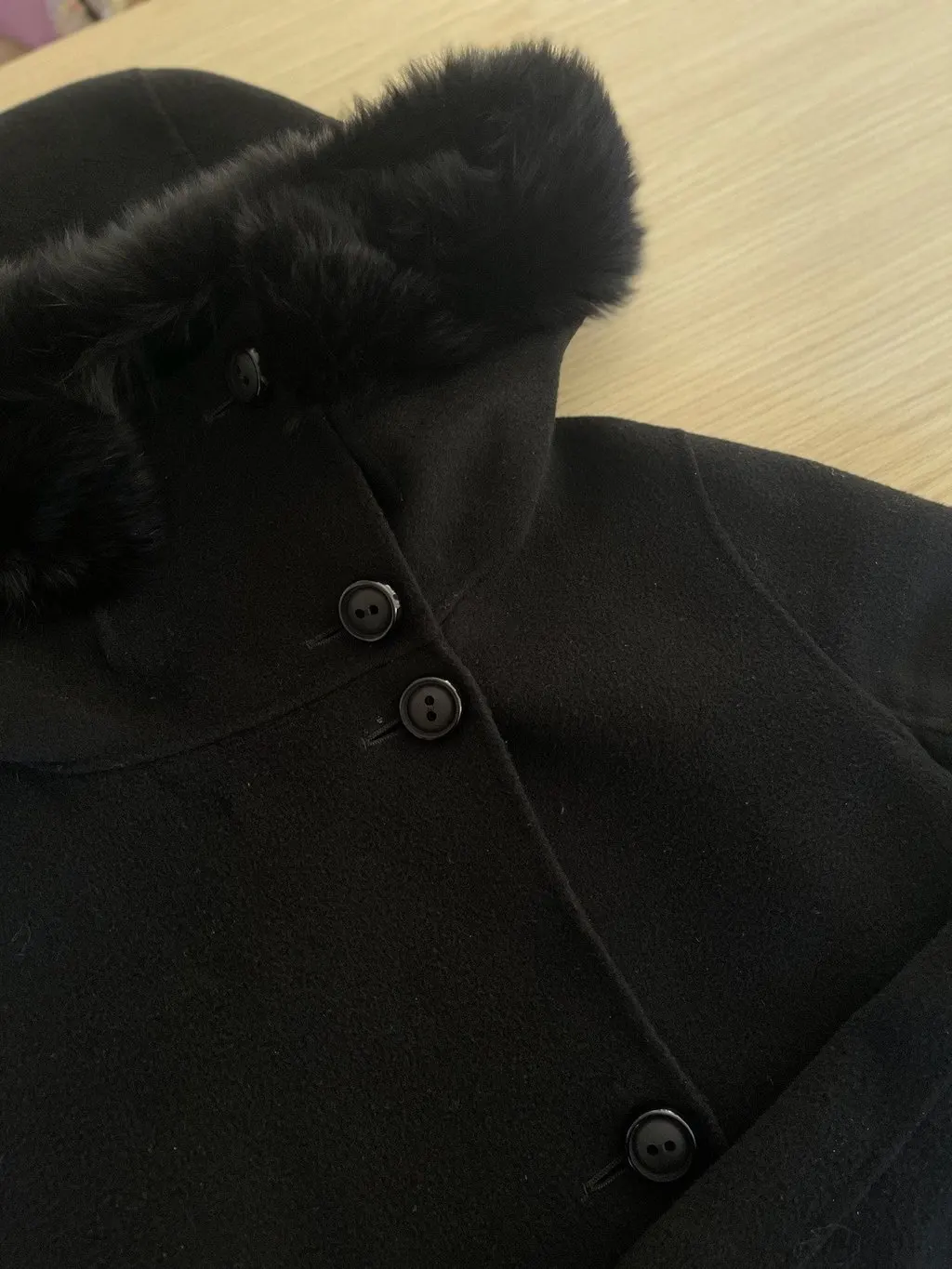 Max Mara Black Wool Coat Black Wool Very good - Model View