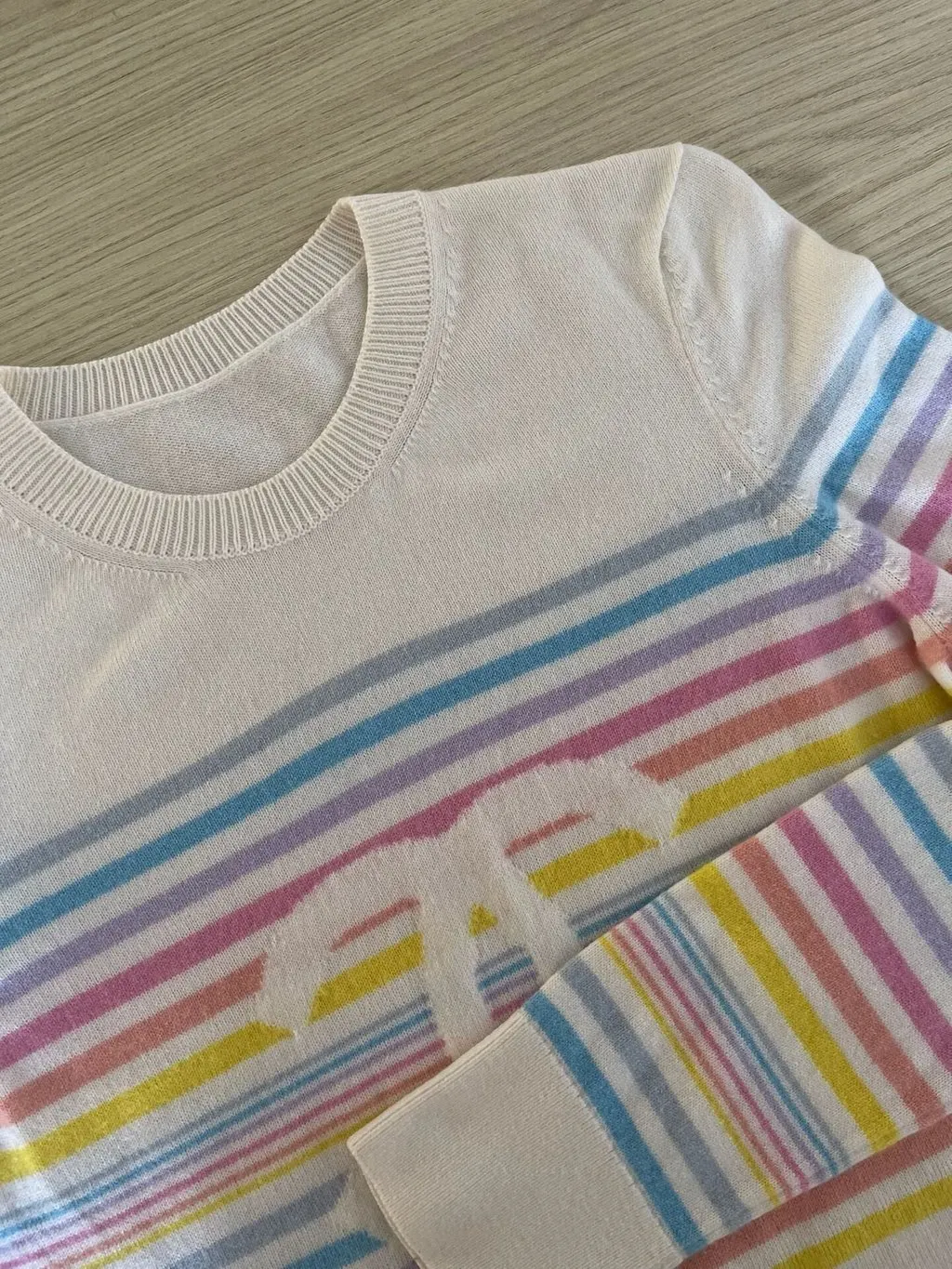 Chanel Cashmere Knitwear MultiColor Cashmere Very good - Model View