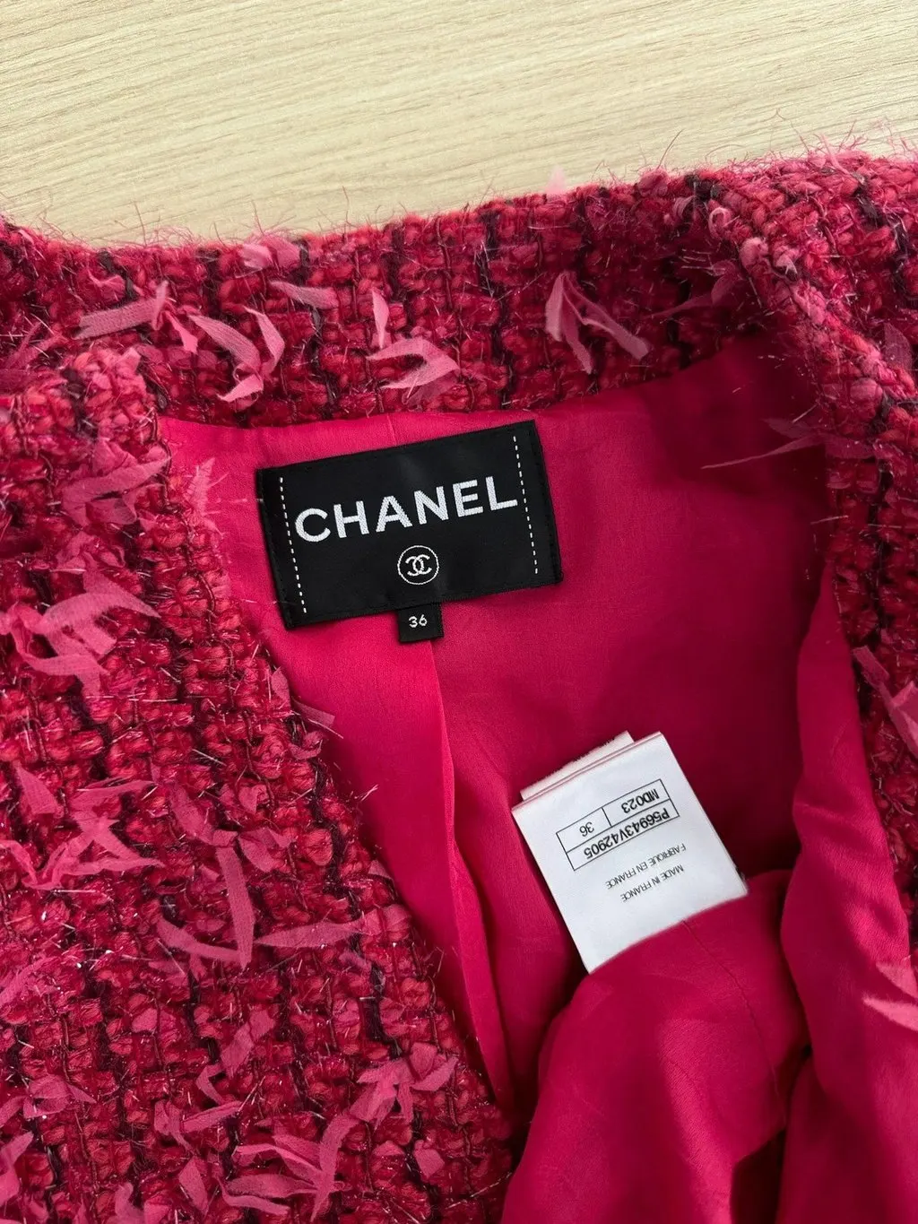 Chanel Red Tweed Jacket Red Tweed Very good - Inside View