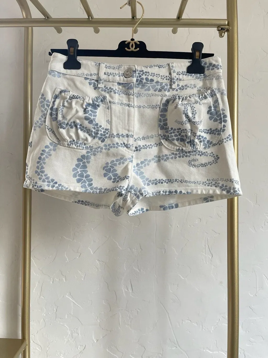 Chanel 25M Blue Cotton Shorts Blue Cotton Very good - Back View