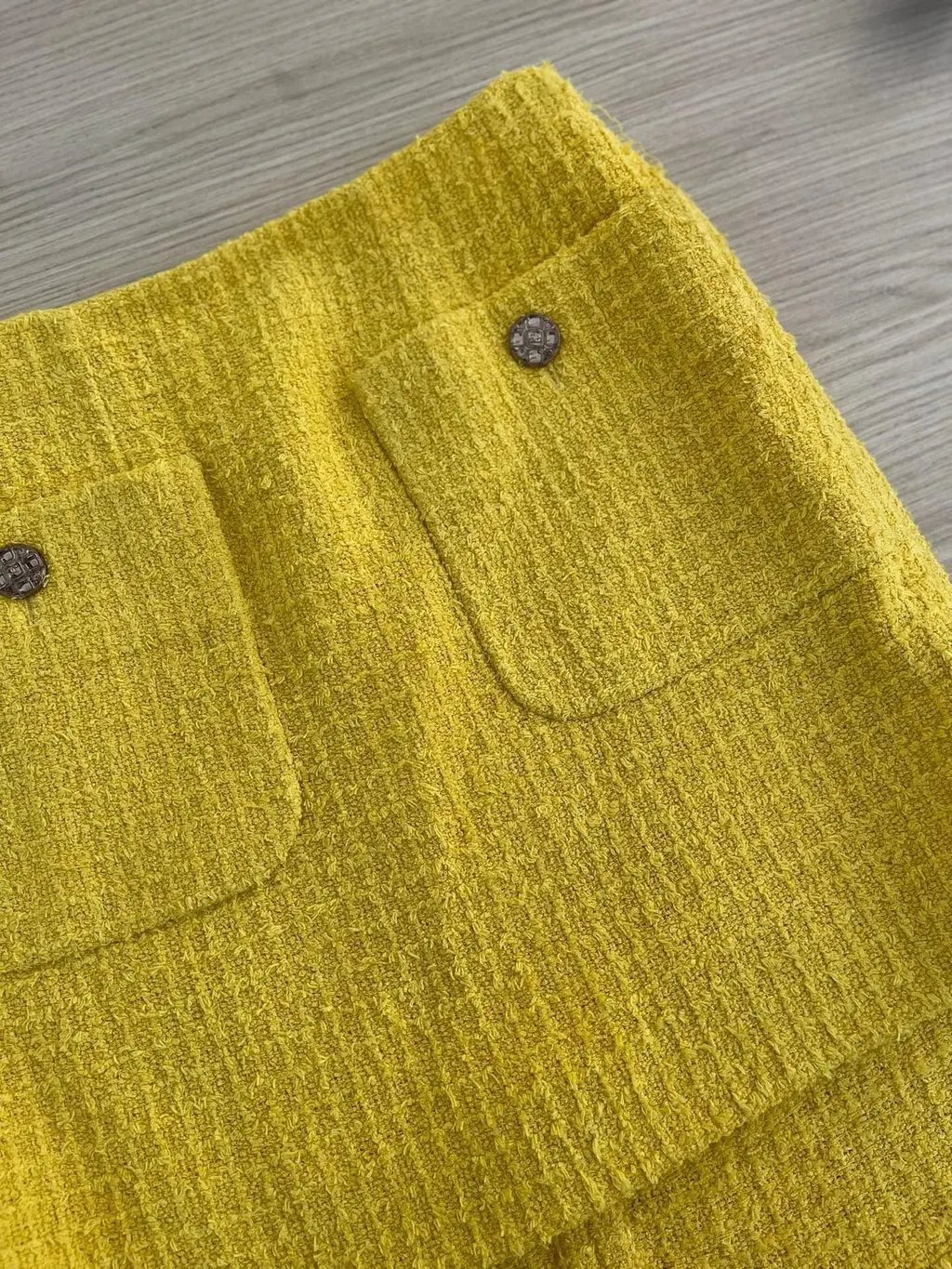 Chanel 22S Yellow Tweed Skirt Yellow Tweed Very good - Box View