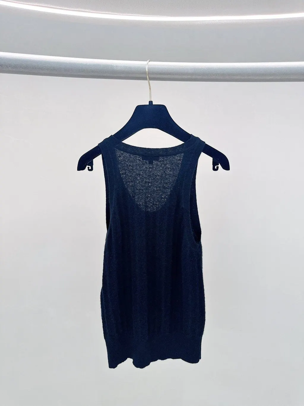 Chanel Black Cashmere Knitwear Black Cashmere Very good - Back View