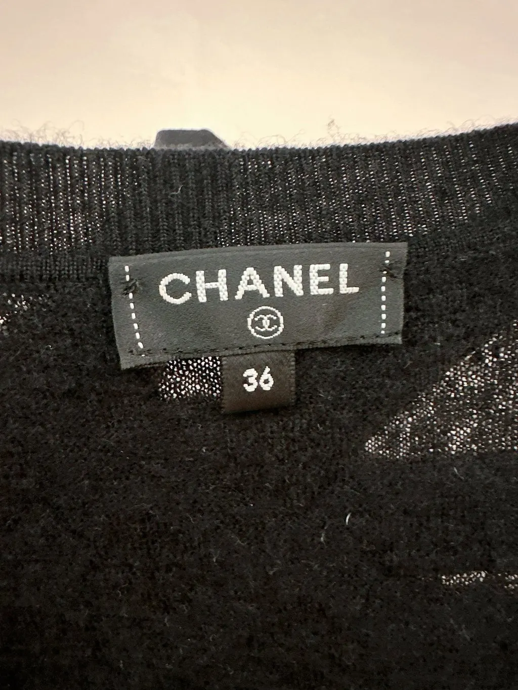 Chanel Black Cashmere Knitwear Black Cashmere Very good - Inside View