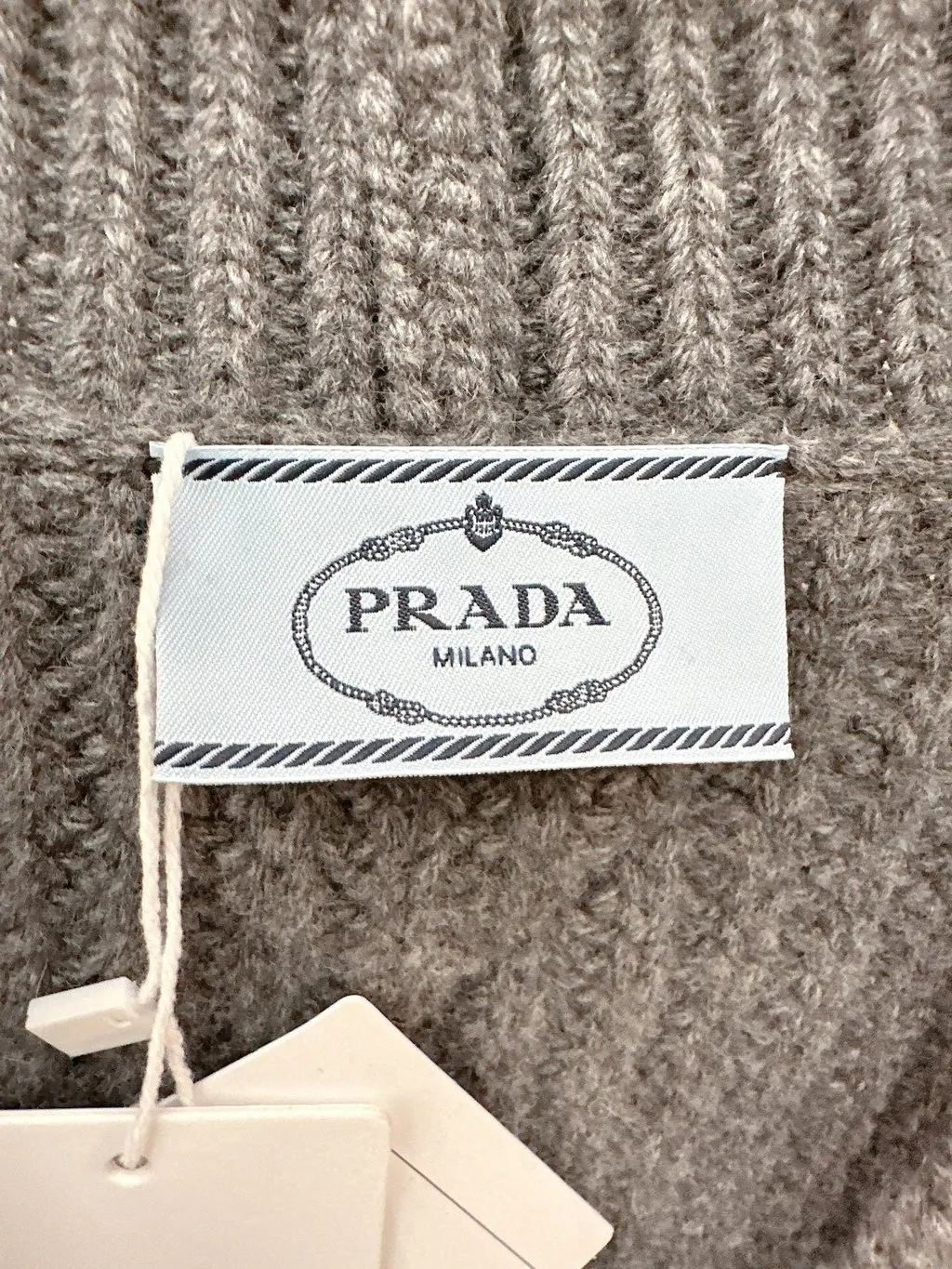 Prada Grey Wool Knitwear Grey Wool Never worn - Model View