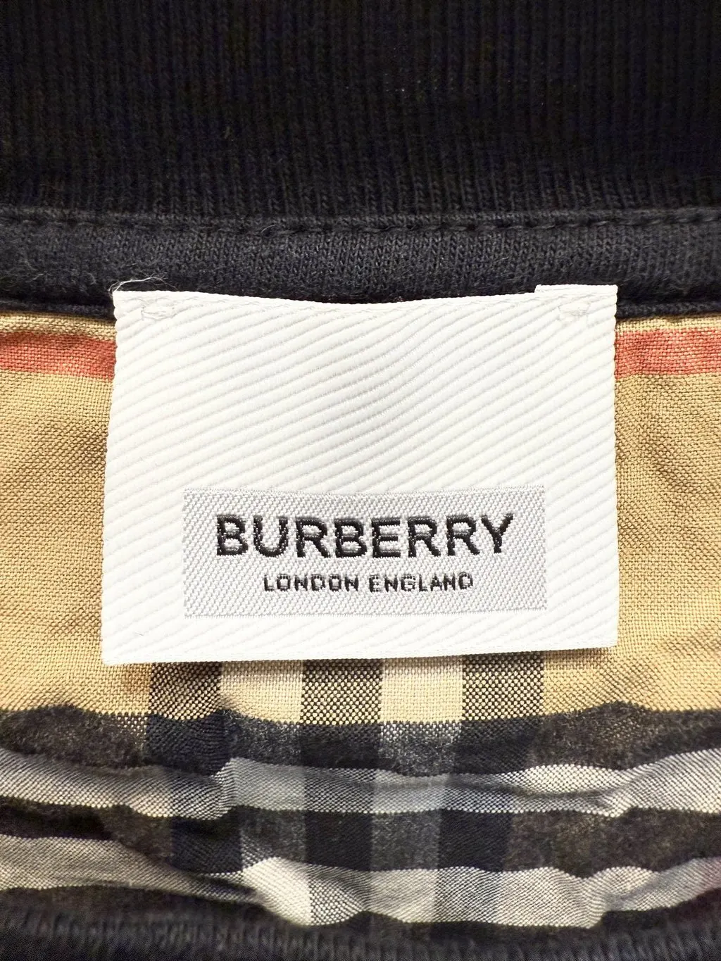 Burberry Black Wool Top Black Wool Very good - Inside View