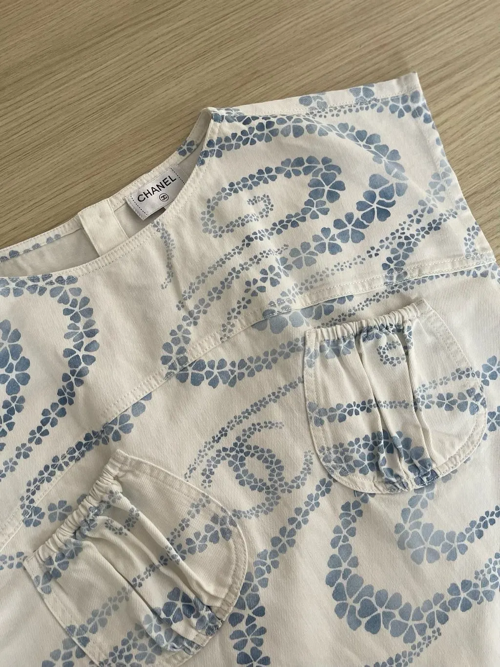 Chanel 25M Viscose Top MultiColor Viscose Very good - Model View